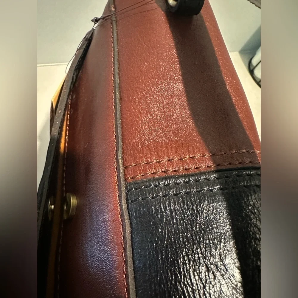 Patricia Nash Satchel with Gold Clasp Leather Crossbody Bag Brown/black
